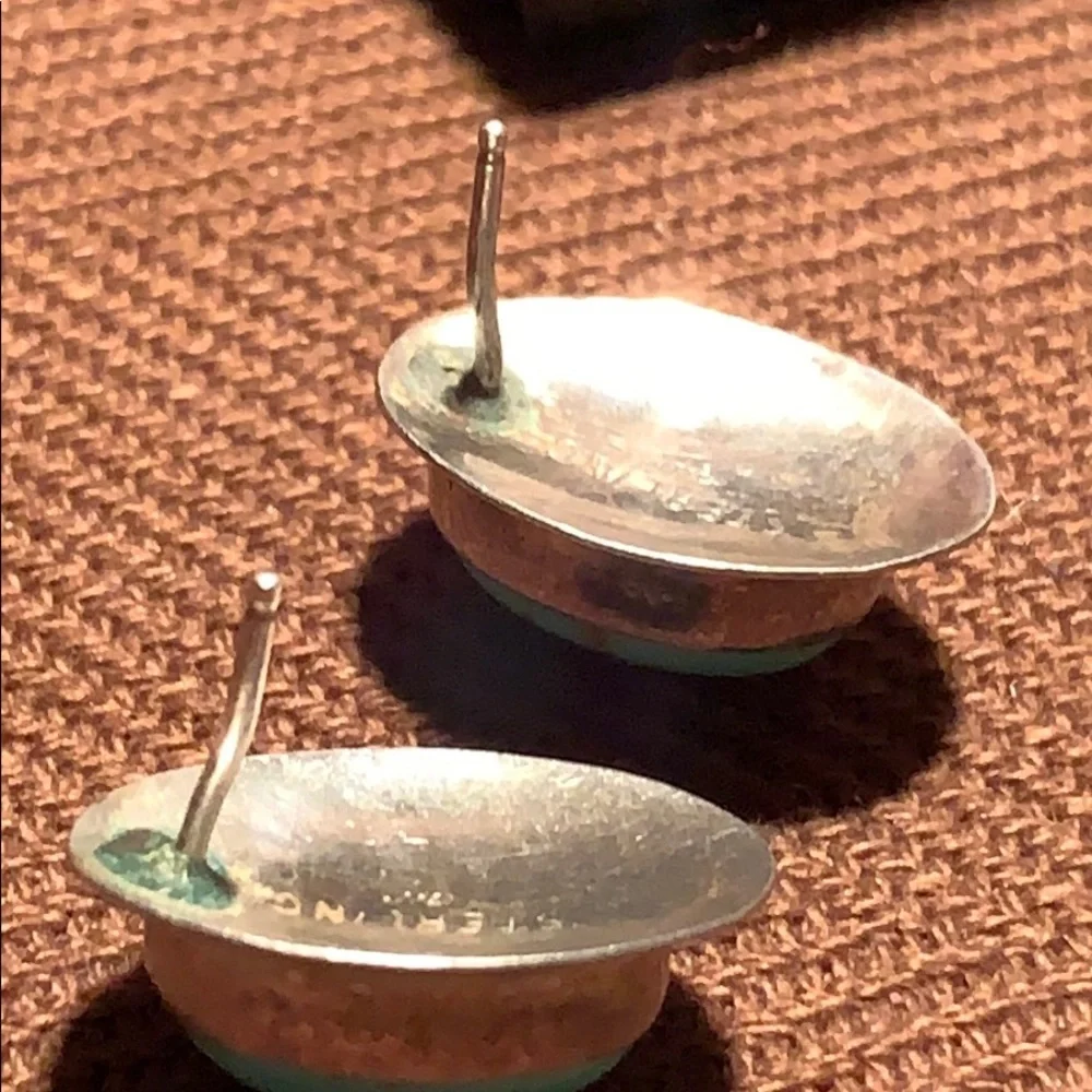 Sterling Silver/Turquoise oval classic earrings - Picture 10 of 12
